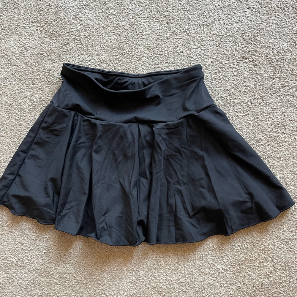 Black tennis skirt